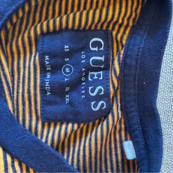 GUESS Men's Striped Tee Y2K Retro Streetwear Pocket Logo T-Shirt - Picture 6 of 6